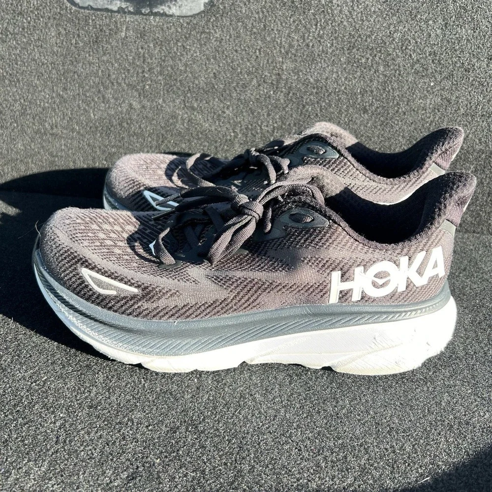 Hoka One One Women's Clifton 9 1127896 BWHT Black Running Shoes Size 8.5 B